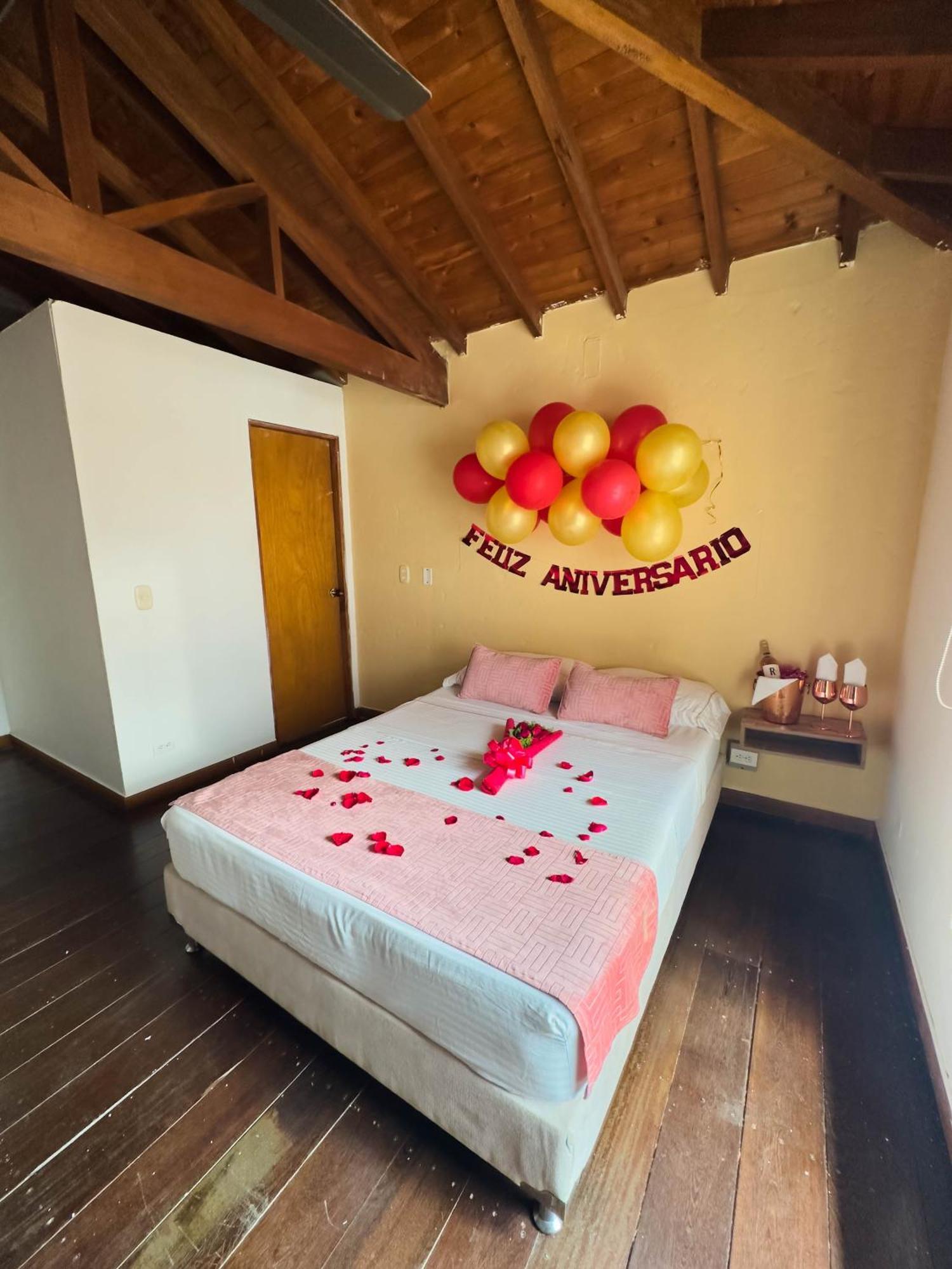 Encomendero Hotel -Centro Historico- Santa Fe de Antioquia Bagian luar foto